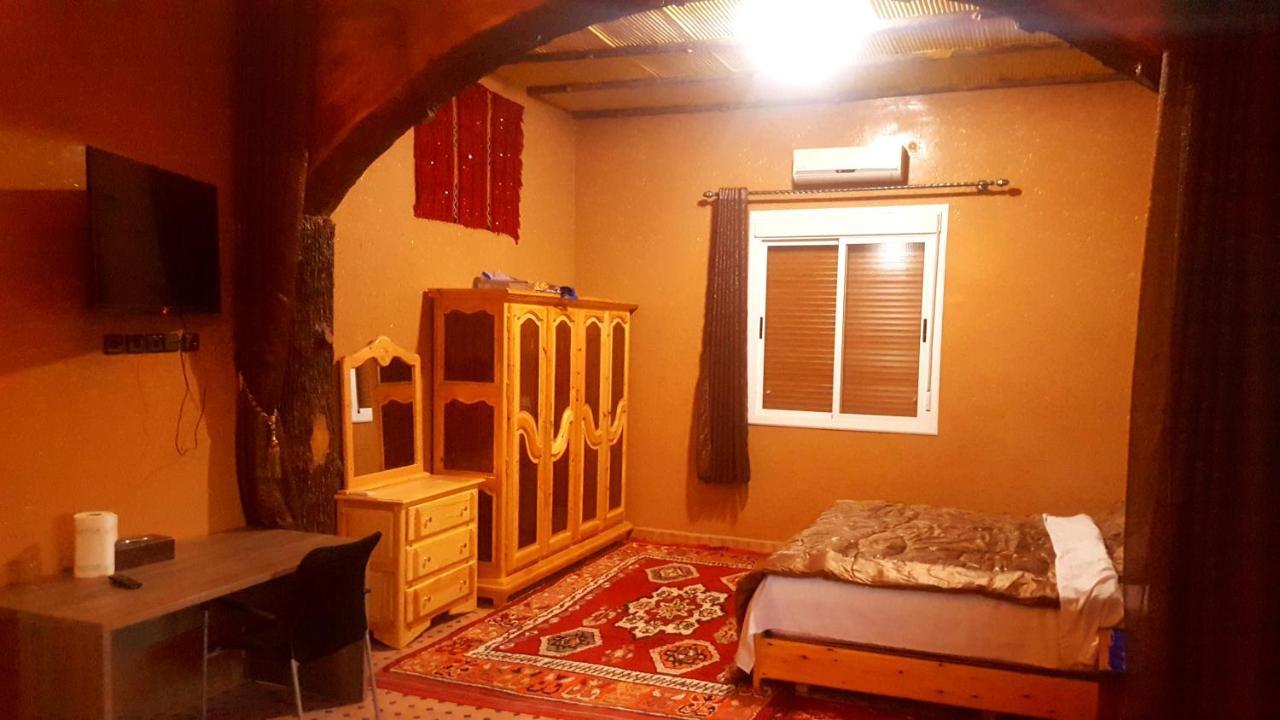Hotel Kasbah Meteorites Imi n'Ouzrou Zewnętrze zdjęcie