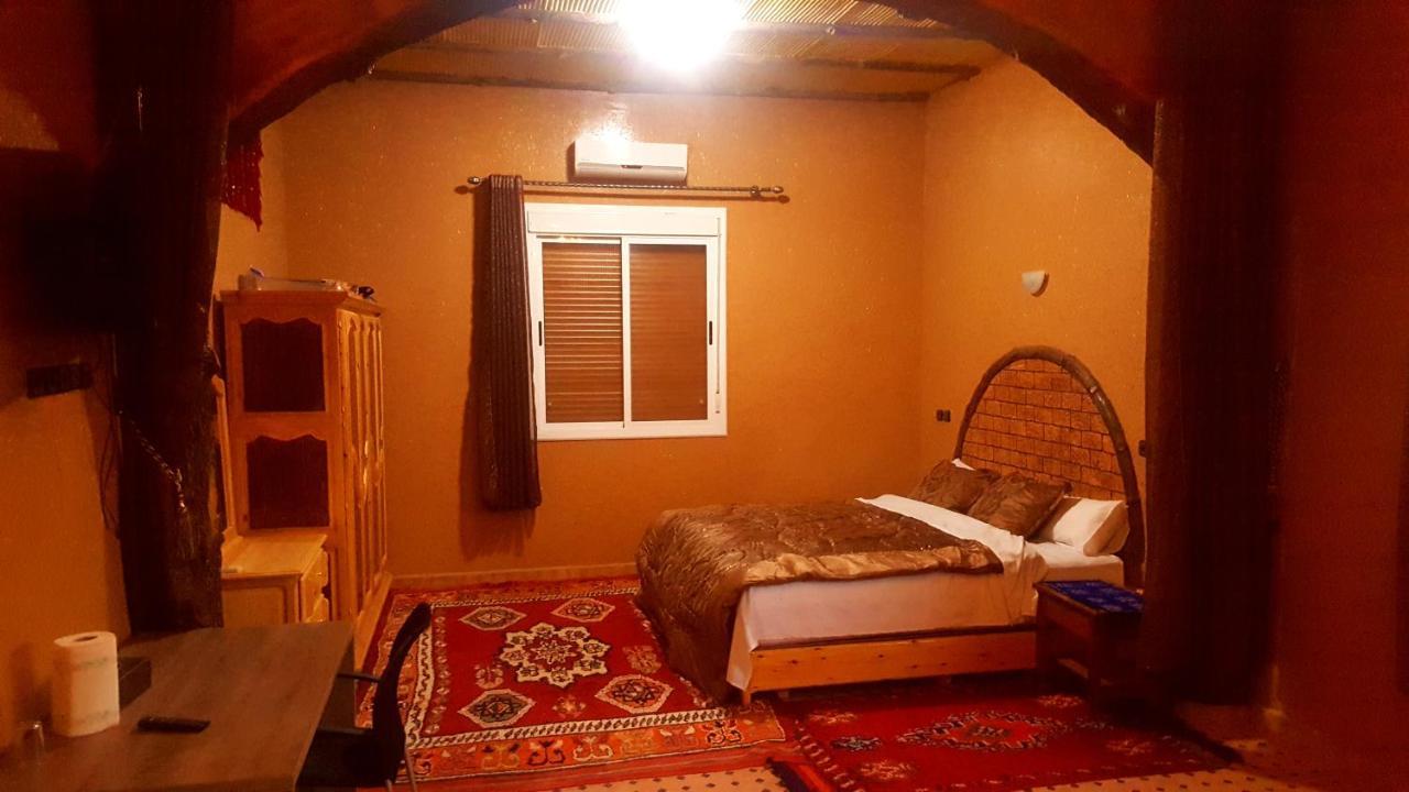 Hotel Kasbah Meteorites Imi n'Ouzrou Zewnętrze zdjęcie